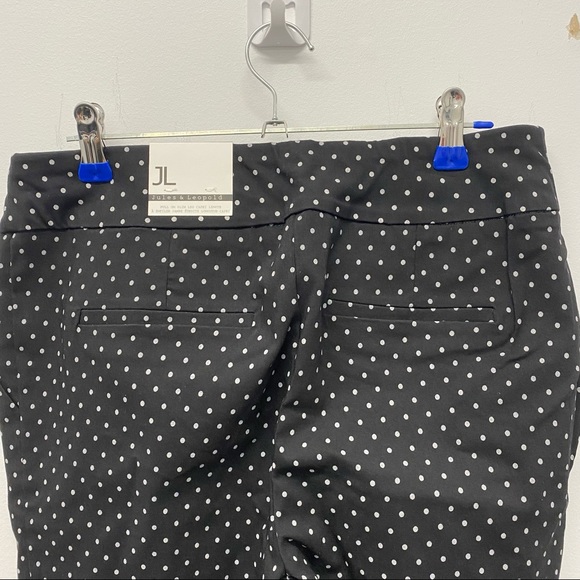 ✨NEW✨ PULL ON SLIM LEG CAPRI | OFFICE PANTS | ABOVE ANKLE - Picture 4 of 8